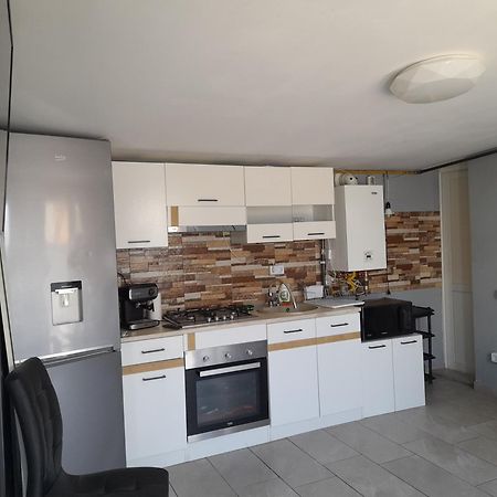 Apartamento Garsoniera Sic Zona Terapia Zona Linistita La Casa Cu Parcare Cluj-Napoca Exterior foto