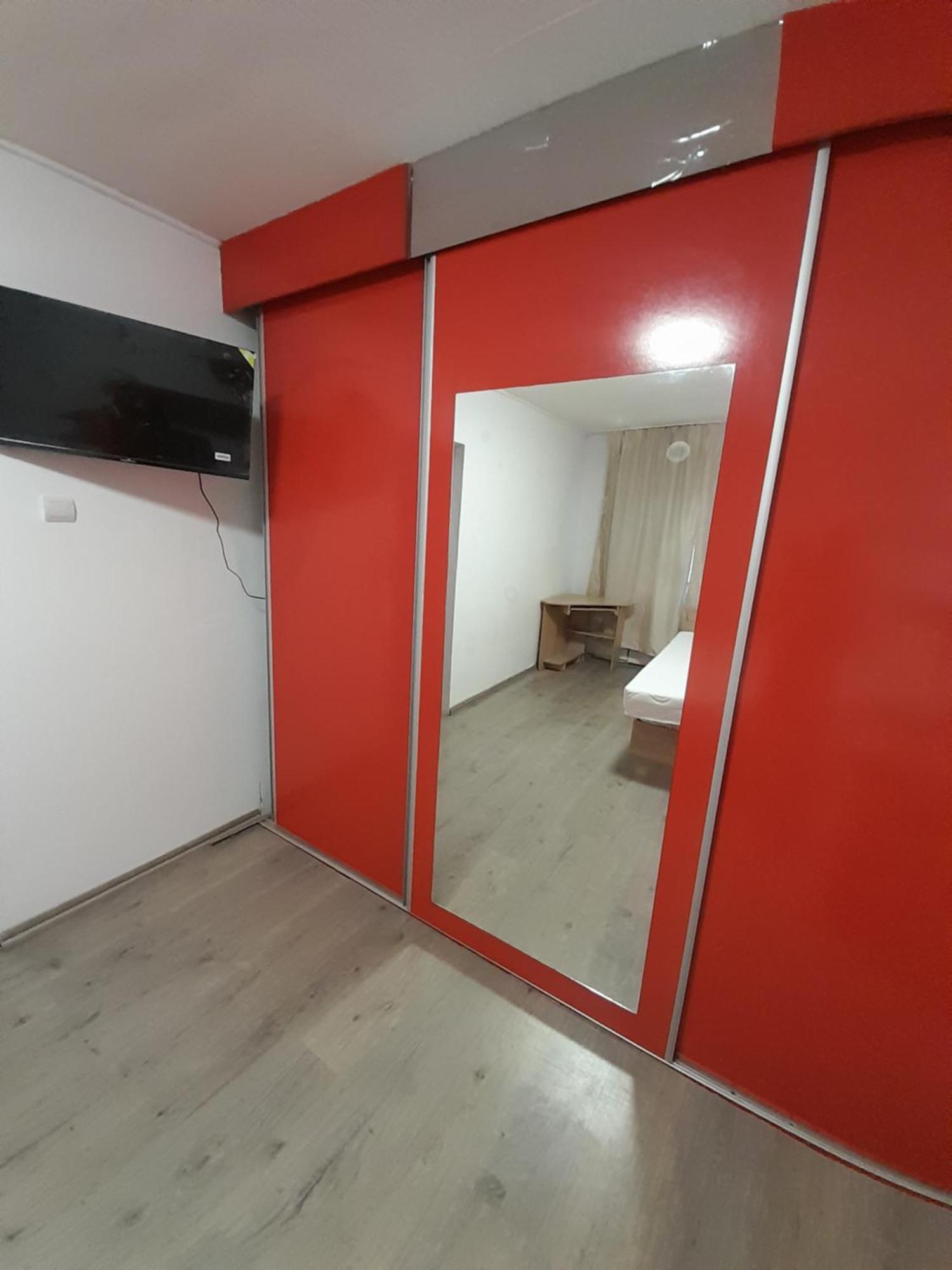 Apartamento Garsoniera Sic Zona Terapia Zona Linistita La Casa Cu Parcare Cluj-Napoca Exterior foto